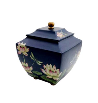 SQUARE URN
Item Code: CP 1708
Finish: Black
Material: Aluminium
Keywords: SQUARE URN