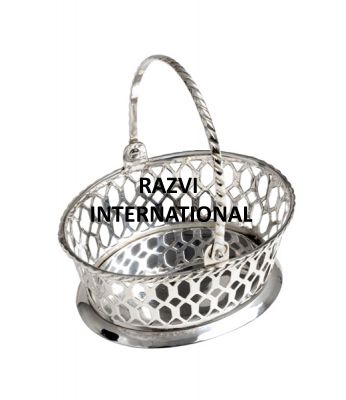 OVAL BASKET
Item Code: SR 1109
Finish: Silver
Material: Brass
Keywords: OVAL BASKET